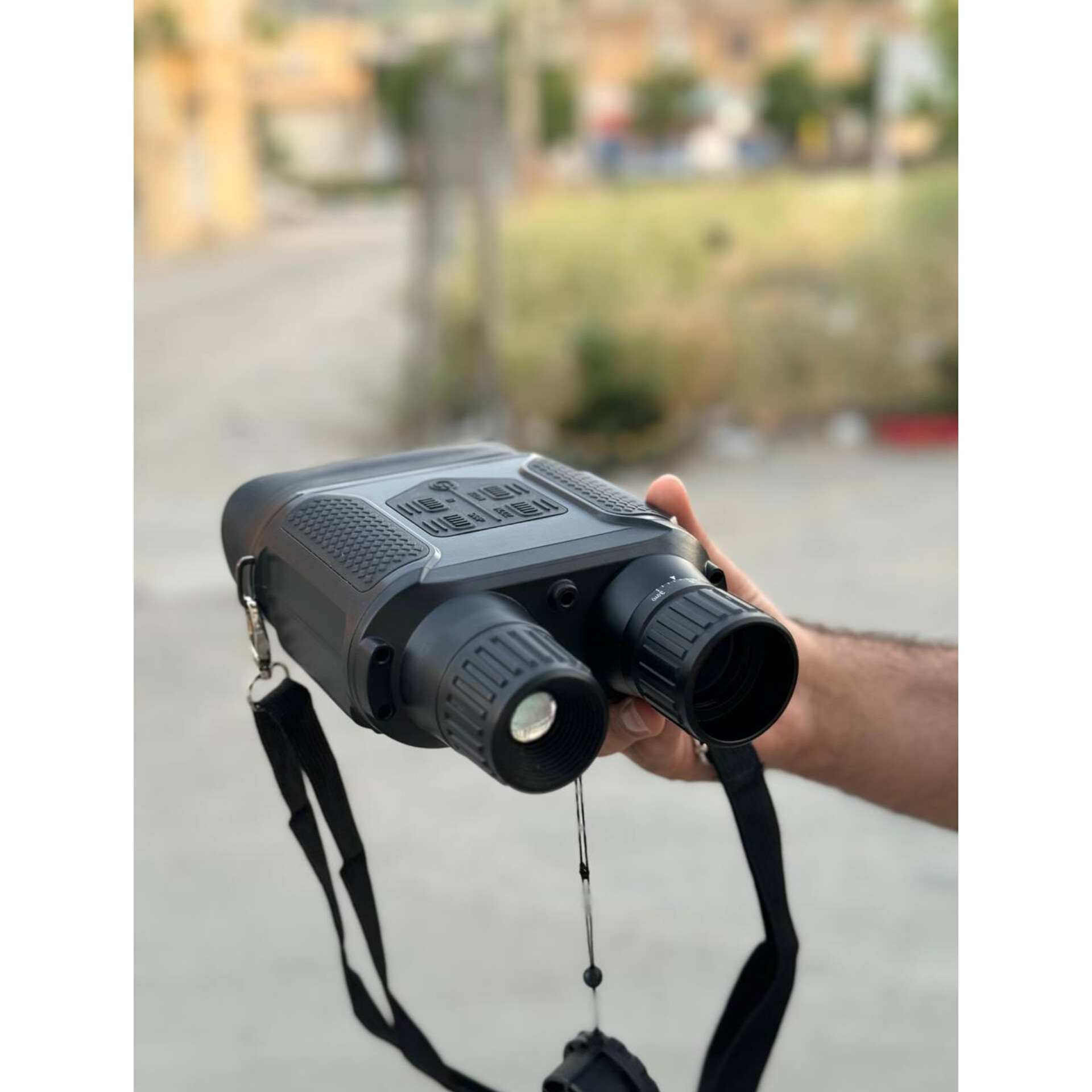 دوربین دید در شب BINOCULAR NV400-B