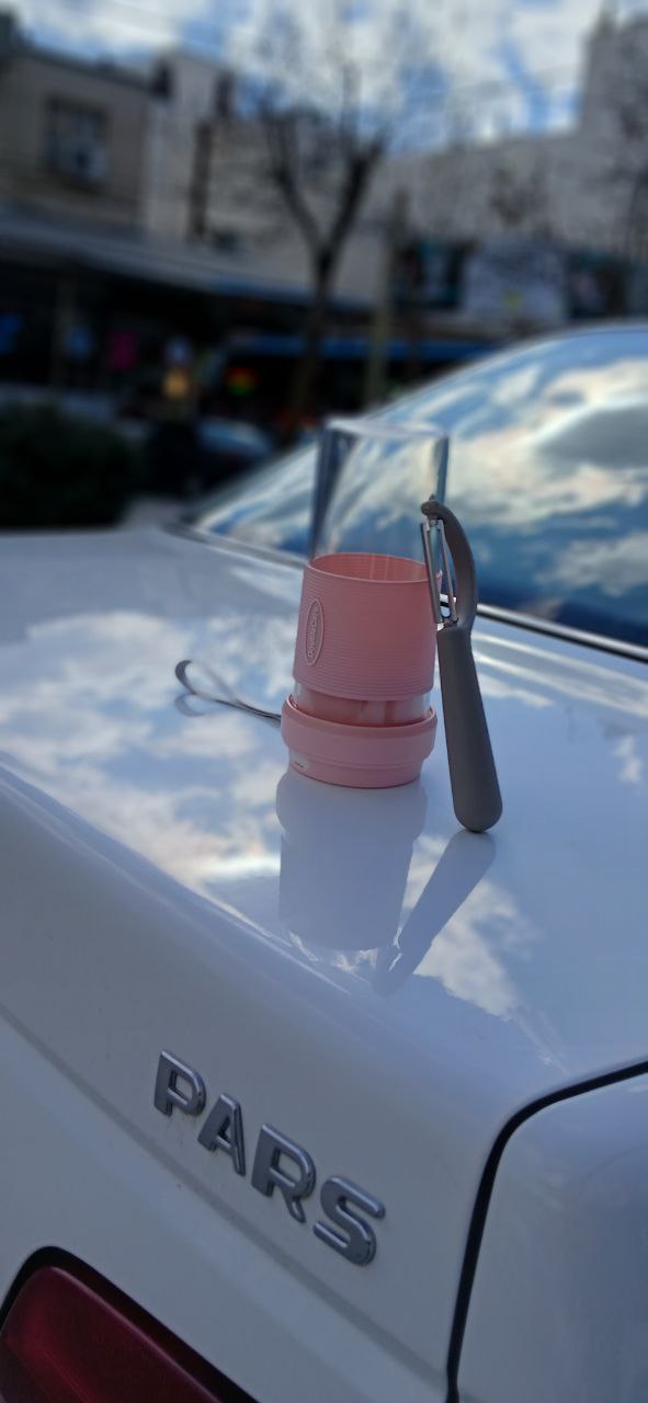اسموتی شارژی Portable Juicer